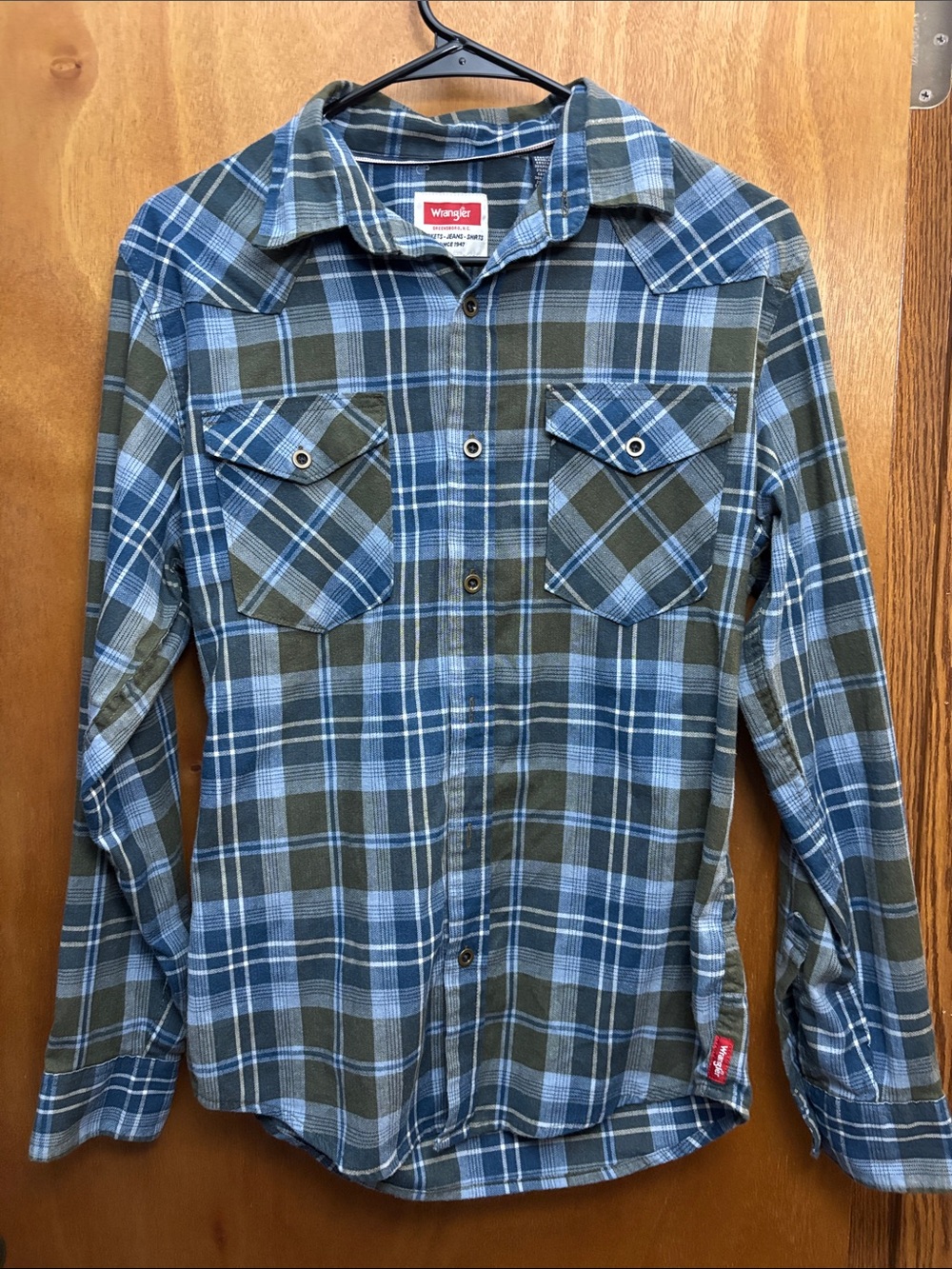 Wrangler Plaid Button-Down Shirt